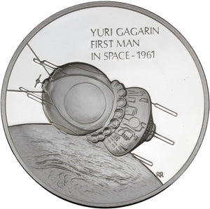 Yuri Gagarin First Man In Space 1961 - Ag925